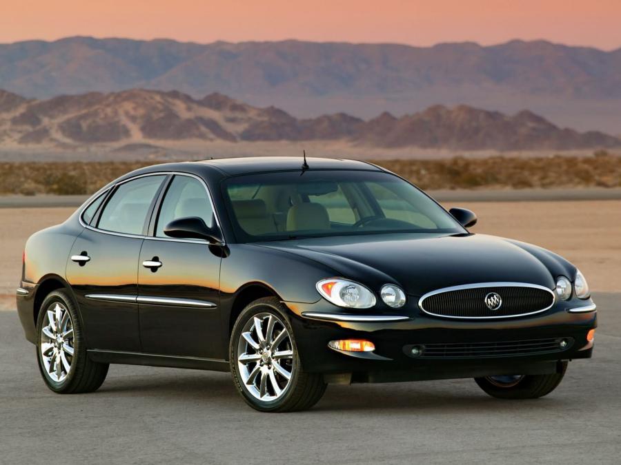  Buick LaCrosse CXS 2005 года  (фото 44 из 45)